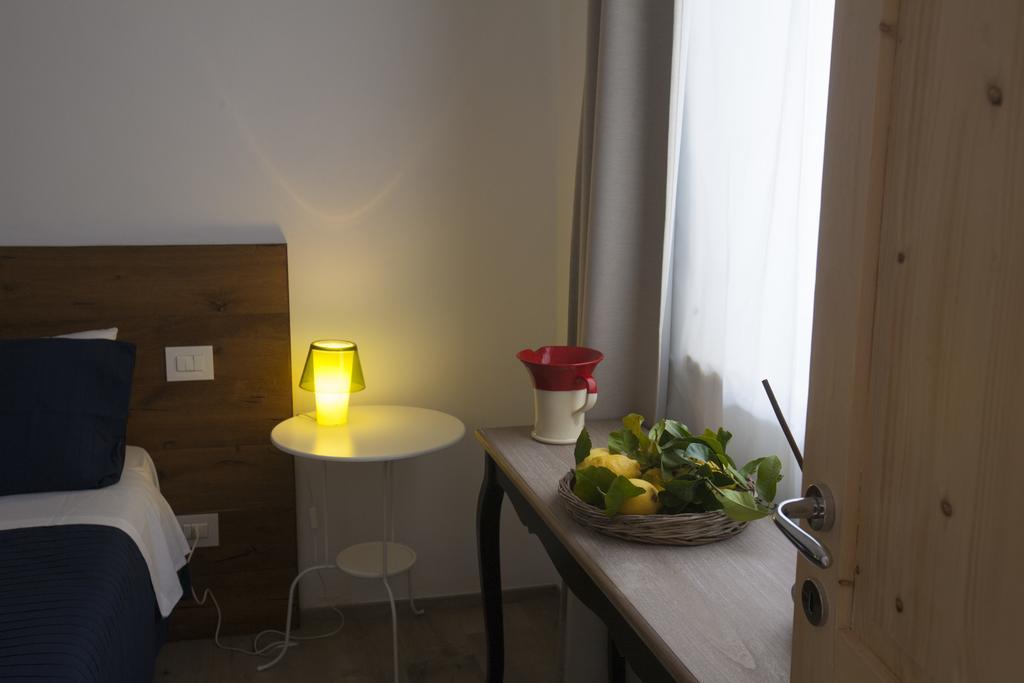 Bed and Breakfast Porta Degli Antichi Casali Conversano Exterior foto